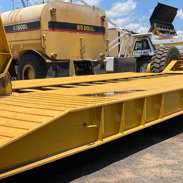 Photo 3 Caterpillar 777C - Image 3